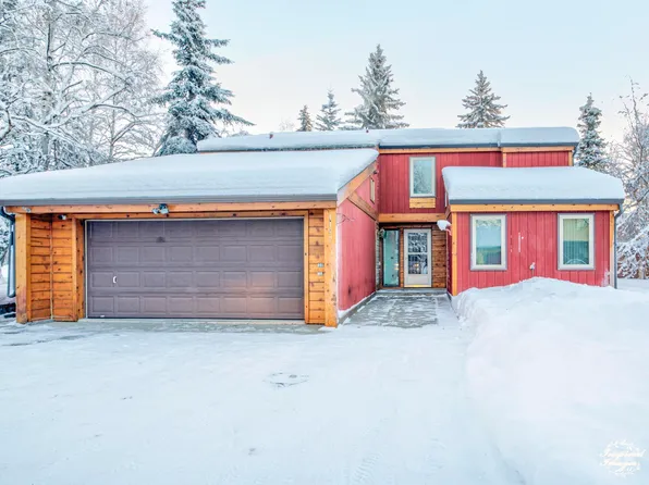1137 Joyce Dr, Fairbanks, AK 99701