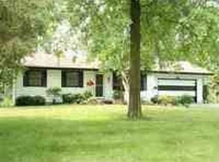 3240 W Alpine Dr, Beloit, WI 53511