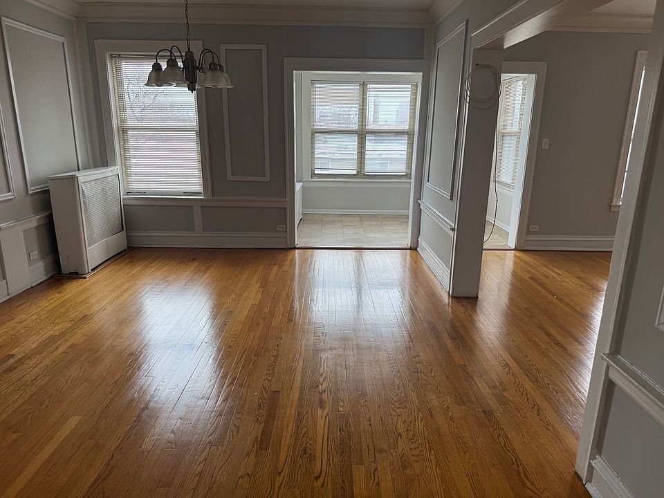 1st image of 6932-34 S Jeffery Blvd #3