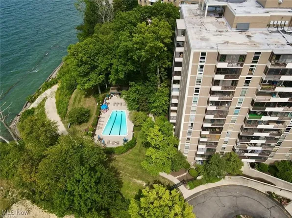 25801 Lake Shore Blvd APT 46, Euclid, OH 44132