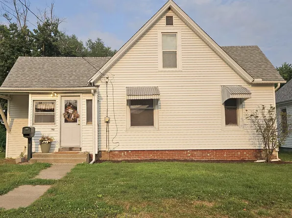 637 S 2nd Ave, Canton, IL 61520