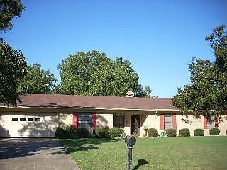 1st image of 209 Lou Ave