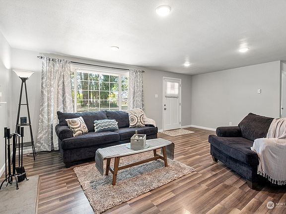 2nd image of 11617 Interlaaken Drive SW