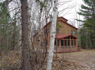 22664 Lakeshore Rd, Ontonagon, MI 49953