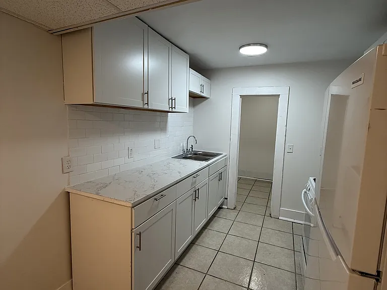 7904 Saint Charles Ave #L-4 — Photo 6