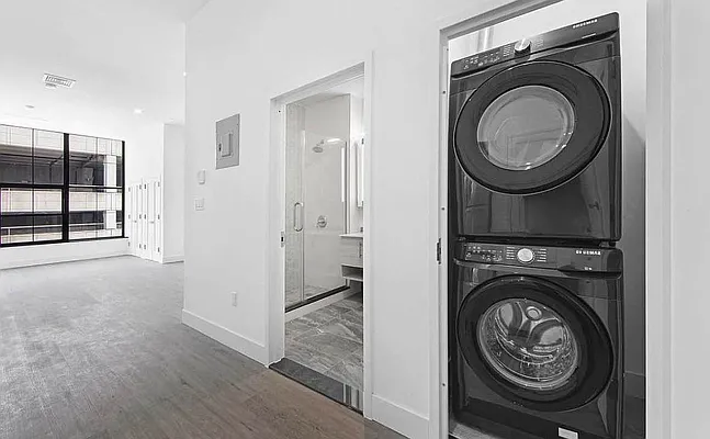 Rented by Oxford Property Group | media 7
