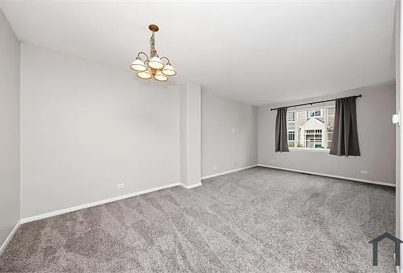 4 bed, 1800 sqft, $3,700 — Photo 3