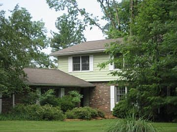 1st image of 45 Hillcrest Dr