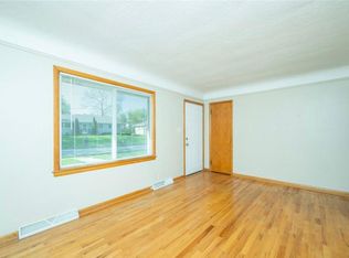 3711 Marianna Trl, Des Moines, IA 50310
