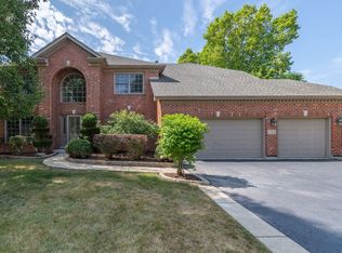 701 Norway Pl, Oswego, IL 60543