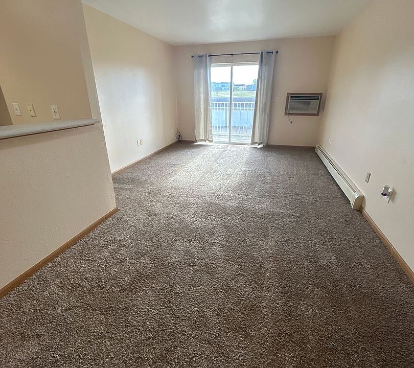 1st image of 1105 S Prospect Dr #207