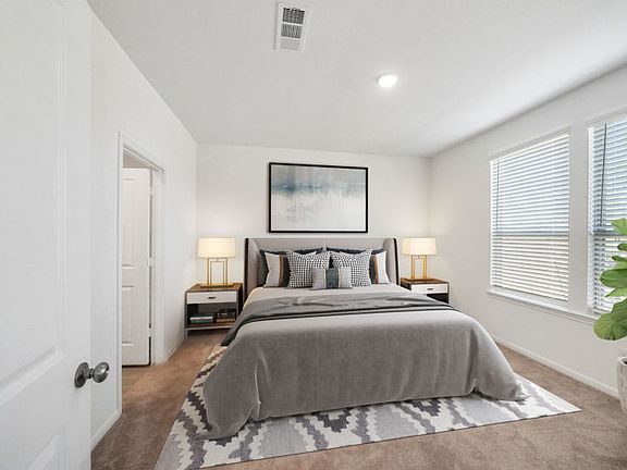 Virtually Staged Owner s Suite