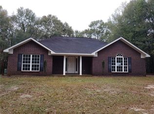 137 Steelee Rd, Wagarville, AL 36585