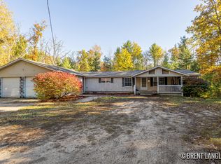 7308 E 76th St, Newaygo, MI 49337