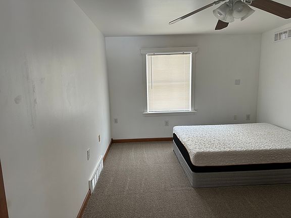 5th image of 20 Morris Ln Unit A