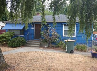 3244 46th Ave SW, Seattle, WA 98116