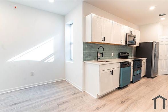 1st image of 848 N 41st St #3