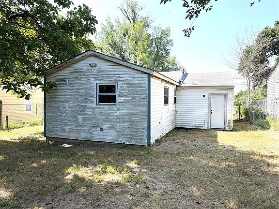 4th image of 12709 NE 36th St