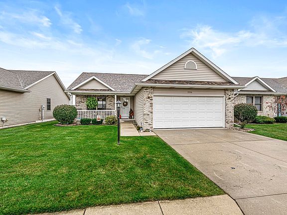 2nd image of 2014 Carina Cir
