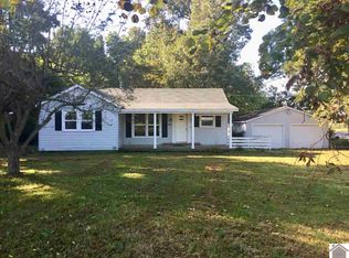 1310 Lov Flo Rd W, Paducah, KY 42001