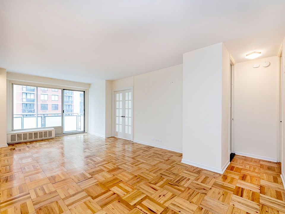 1st image of 300 E 40th St APT 10T