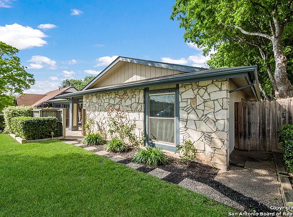 3rd image of 5839 Burkley Springs St