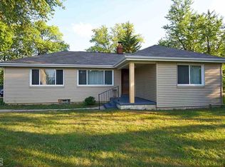 1305 Sleeth Rd, Commerce Township, MI 48382