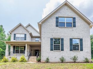 5504 Rambling Rd, Greensboro, NC 27409