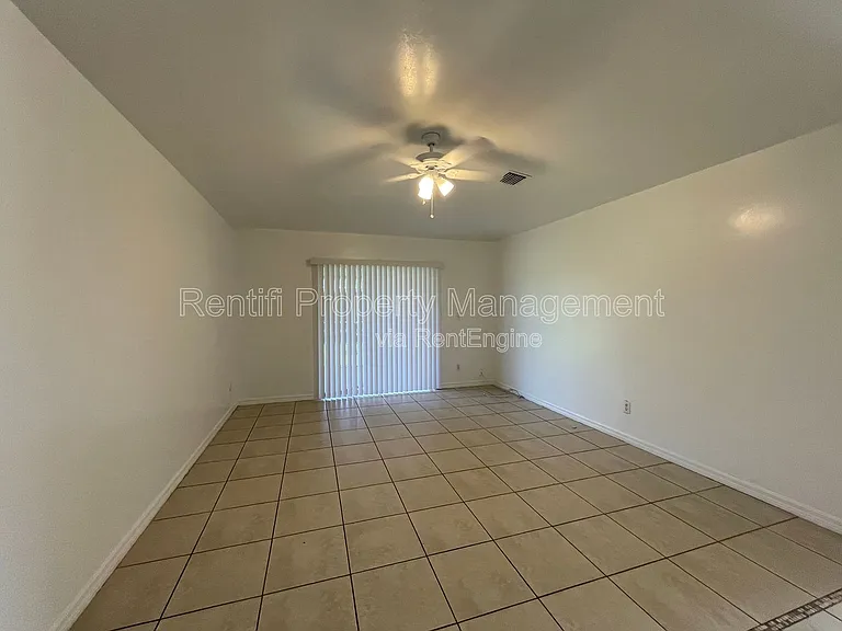 1128 Homer Ave S — Photo 6