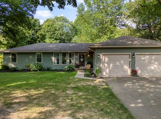 3264 Raccoon Valley Rd, Granville, OH 43023