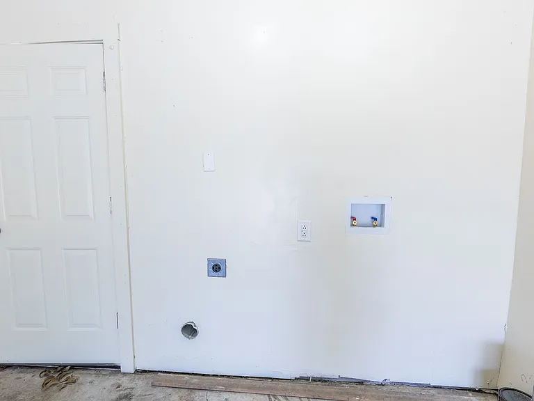 2627 Tealford Dr — Photo 18