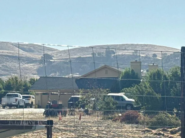 77618 Ranchita Canyon Rd, San Miguel, CA 93451