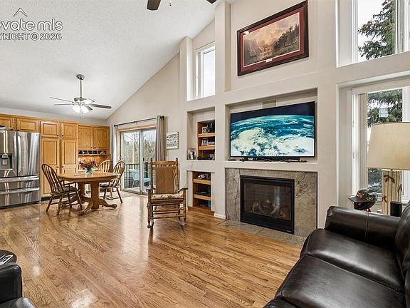 5th image of 5922 Instone Cir