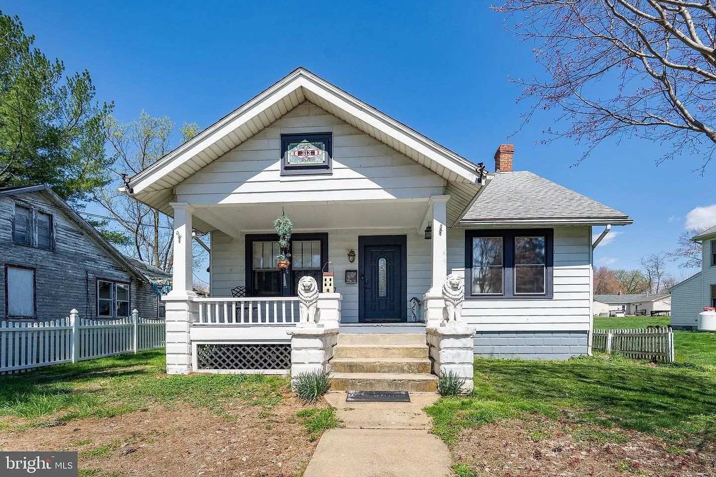 313 E Cecil Ave photo 1