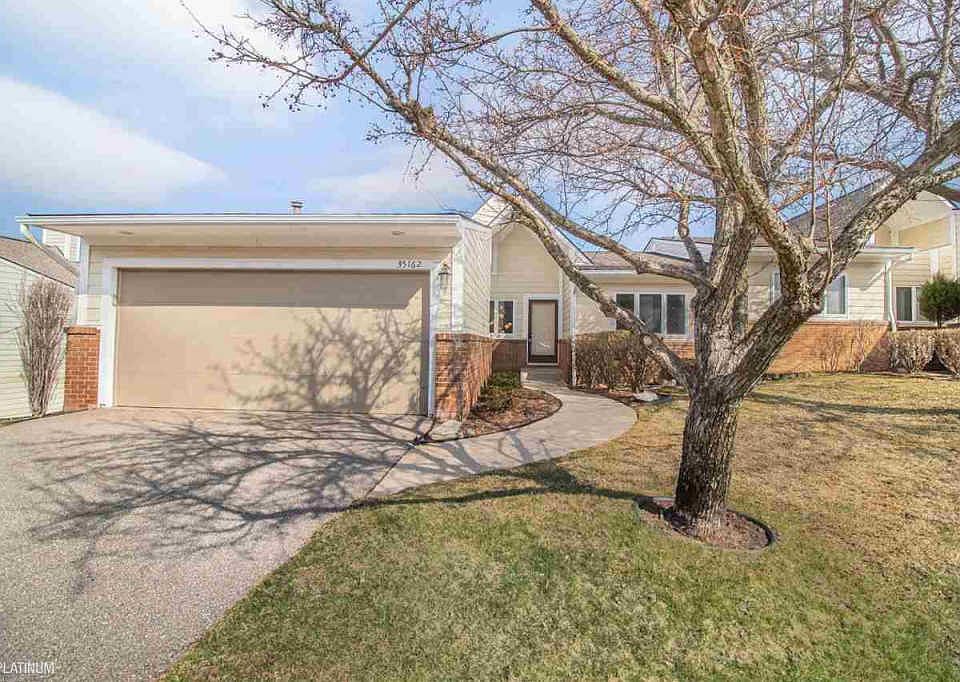 1st image of 35162 Meadow Ln #1