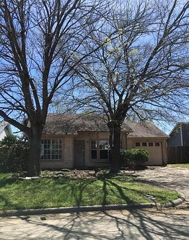 1st image of 1614 Scottsdale Dr