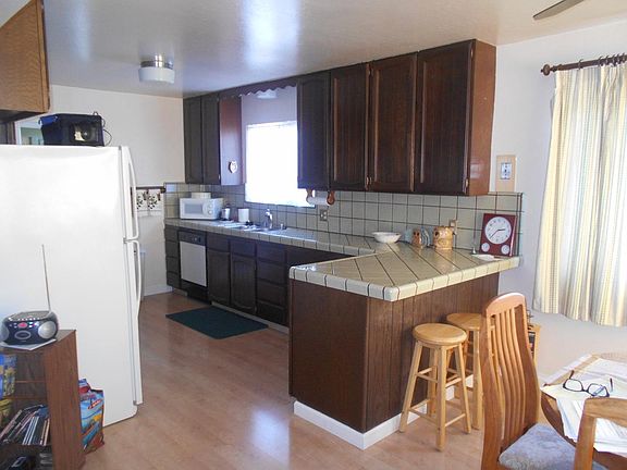 2nd image of 63 Franklin St