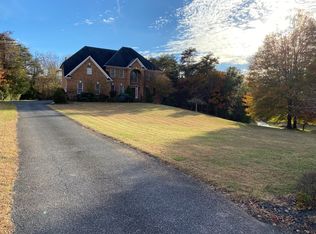 100 Beacon Hill Pl, Lynchburg, VA 24503