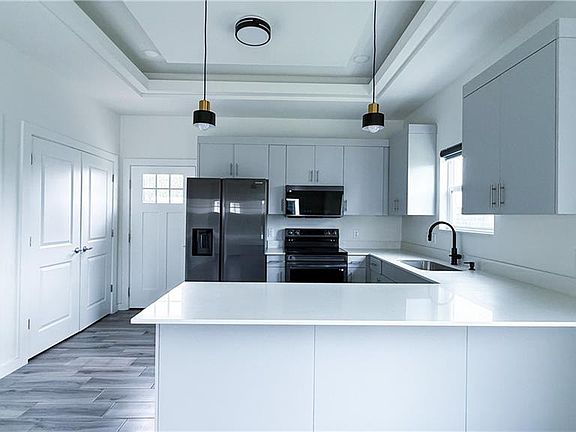 5th image of 1201 E Iris Ave #6