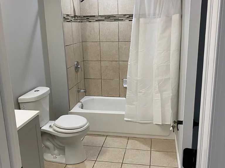 15 Village Rd — Photo 16
