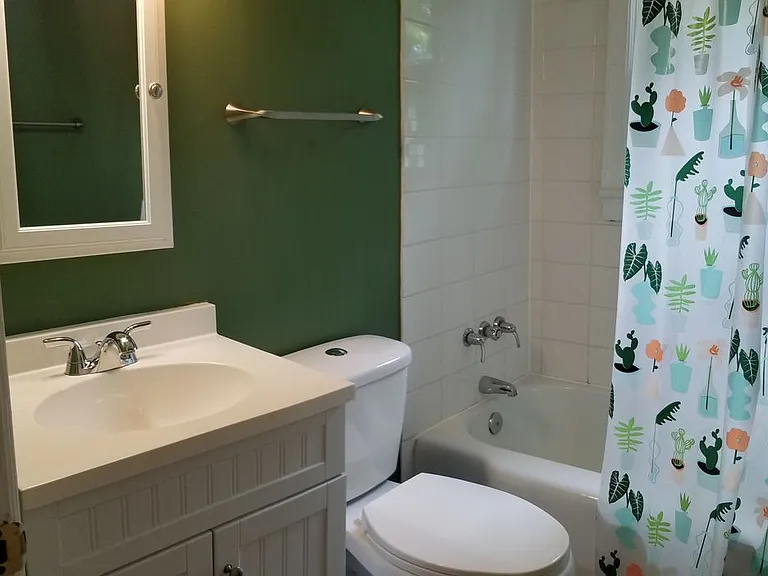 702 Tanyard St — Photo 9