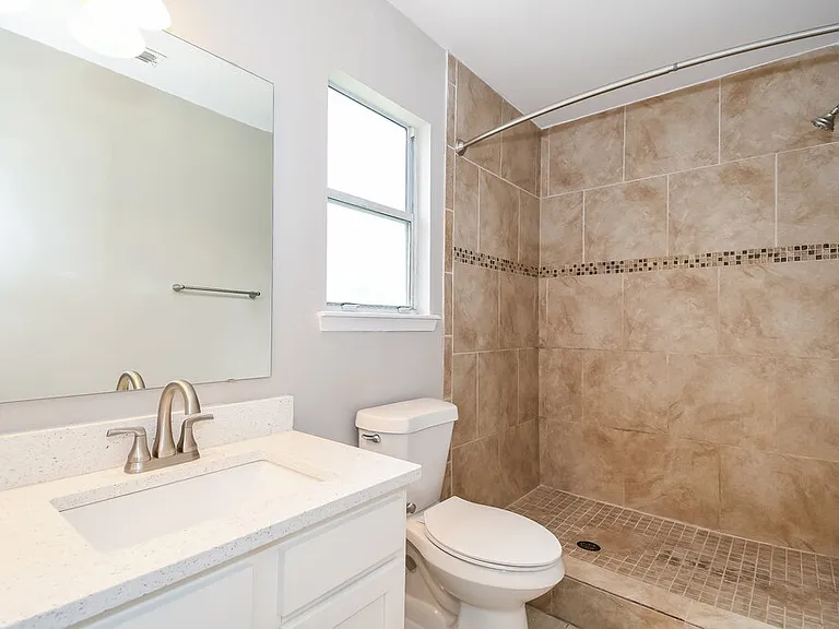 8790 Townsquare Dr S — Photo 12