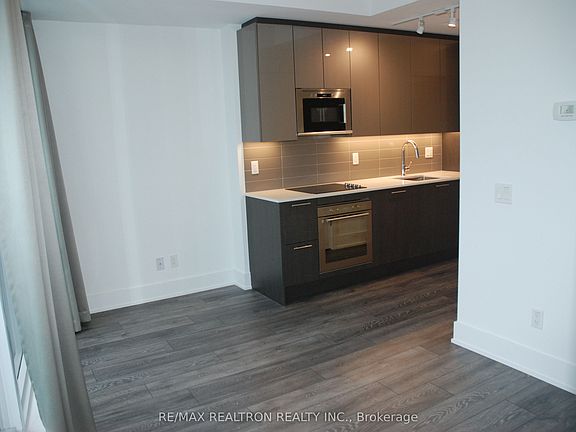 2nd image of 403 Church St #2903