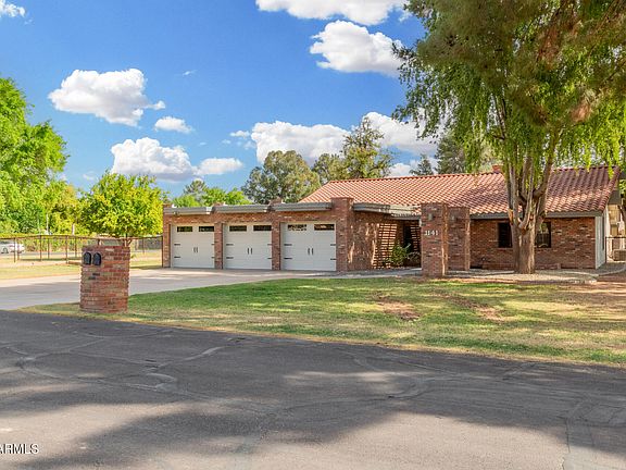 3rd image of 1141 E SAGEBRUSH Street