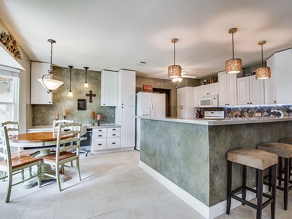 4th image of 3108 Whisper Wood Ln