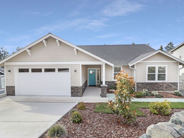 1438 Sergios View Ln, Oak Harbor, WA 98277