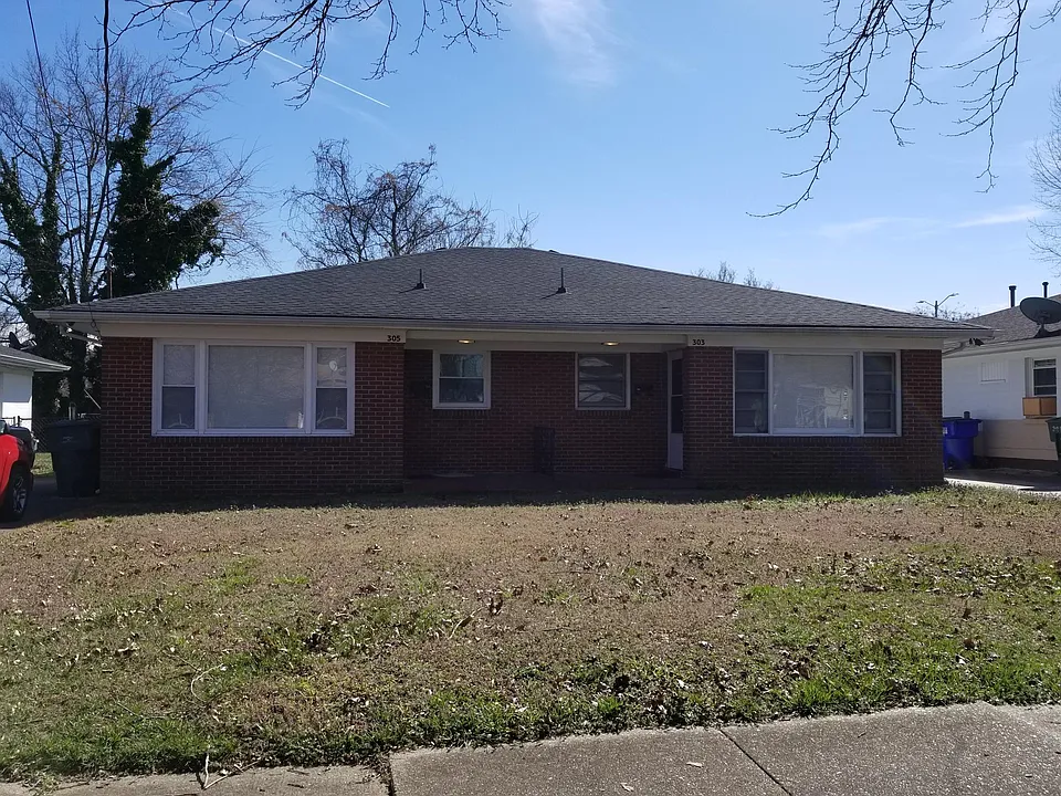 305 Woodview Ave