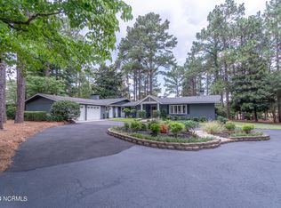 34 Hardee Ln, Whispering Pines, NC 28327