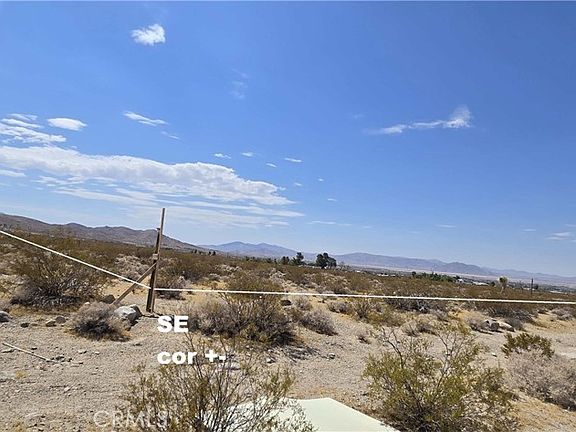 5th image of 8001 Fairlane Rd