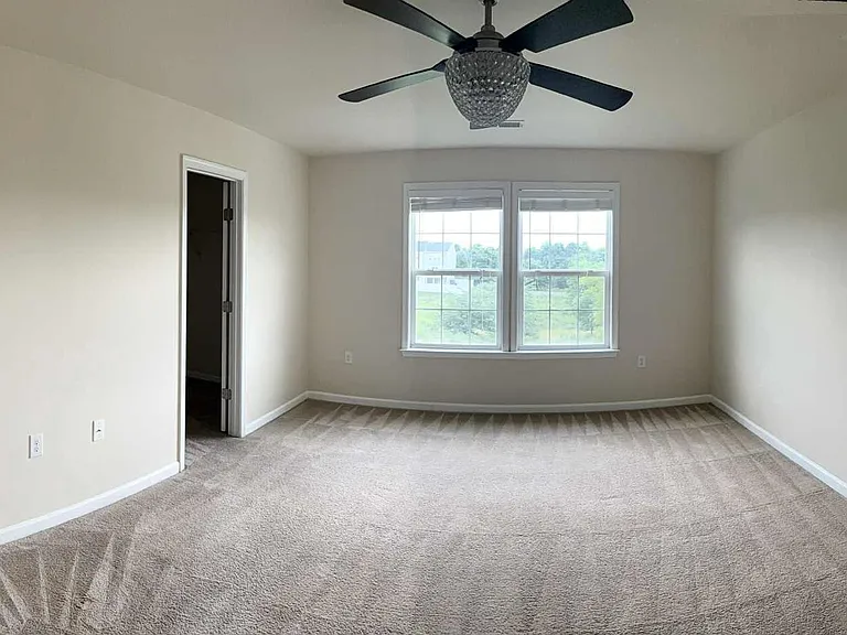 1130 Stallion St — Photo 16